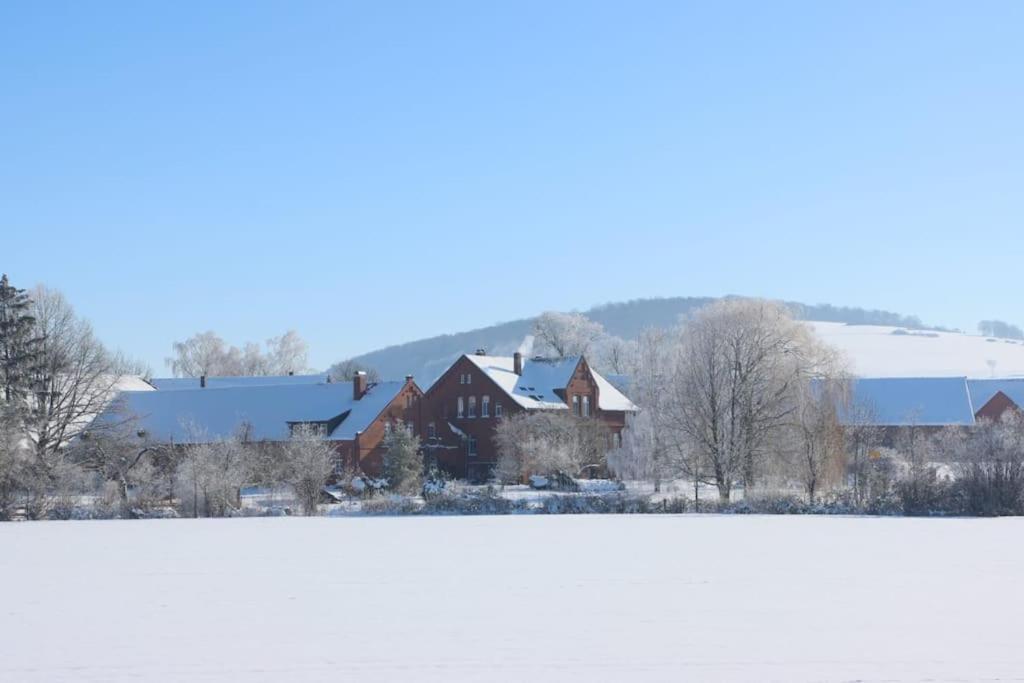 Idyllische Ferienwohnung Auf Altem Bauernhof Mit Wallbox Emmerthal Buitenkant foto